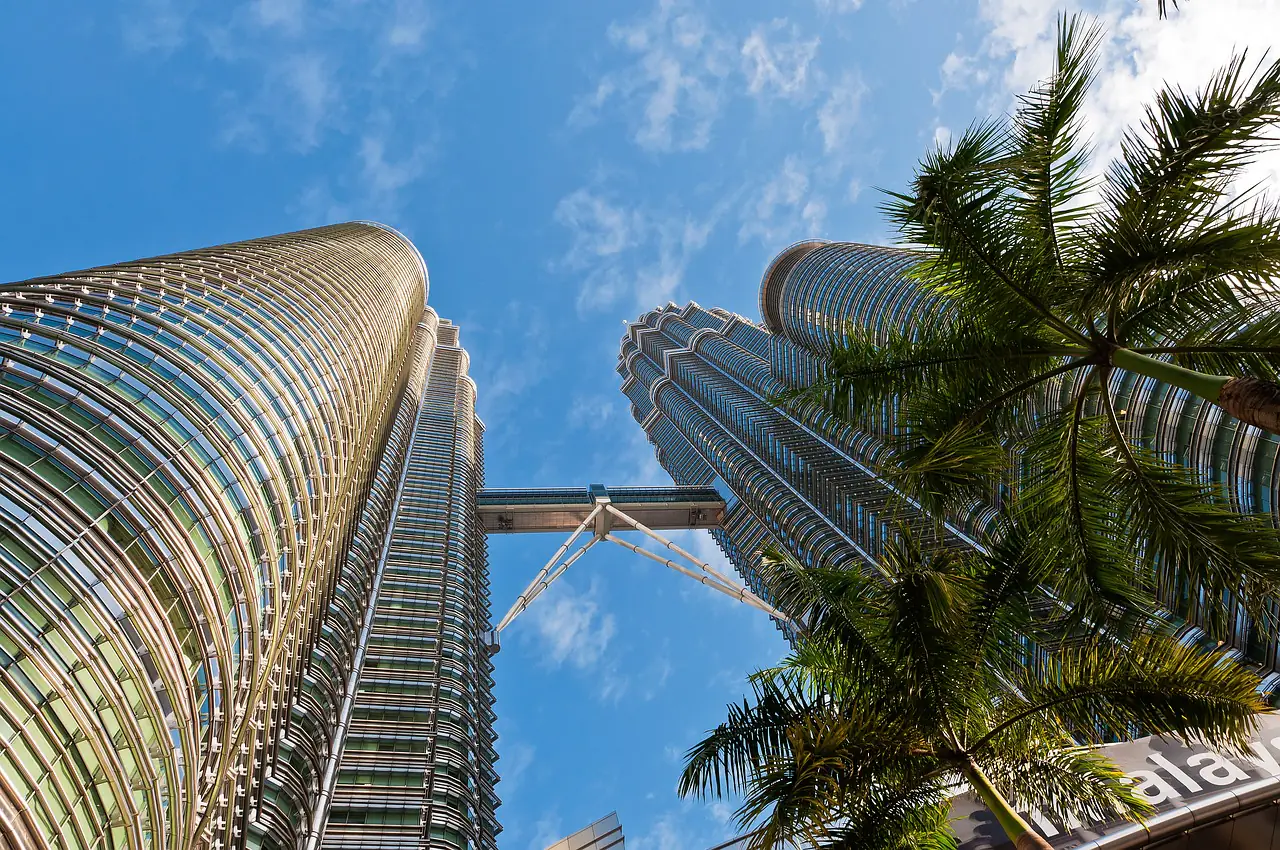 Témoignage de M. Heng Chew Hong sur sa guérison du cancer du poumon avec le Liquide Tian Xian Témoignage de survivant du cancer du poumon : M. Heng Chew Hong, 63 ans, Malaisie — ombre pulmonaire détectée en mars 1997, disparue en octobre grâce au Liquide Tian Xian sans chirurgie.